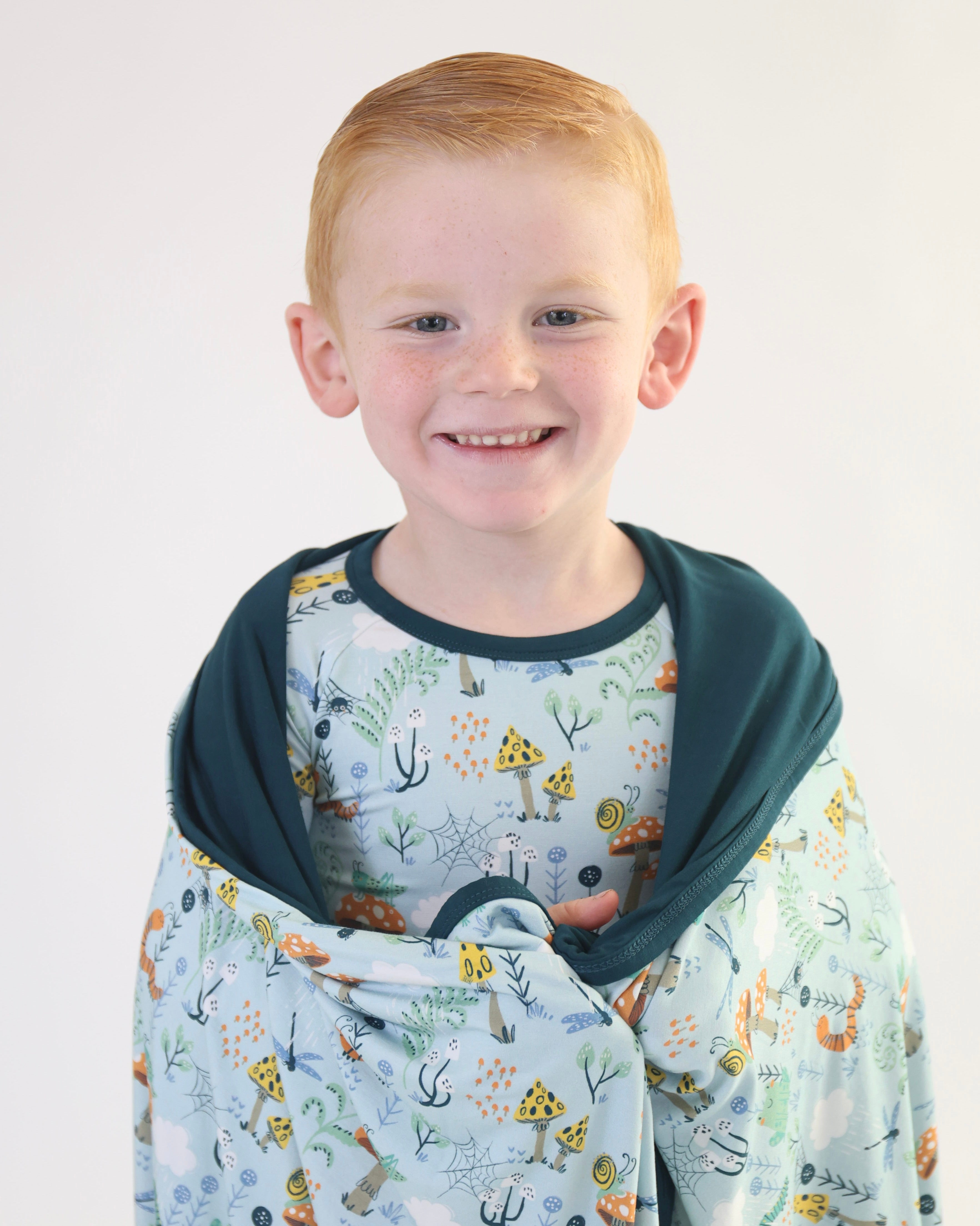 Rainn Cozy Blanket - By Rainn-Rainn-Critter Hollow-50x50 Inches-Giggles N Gear