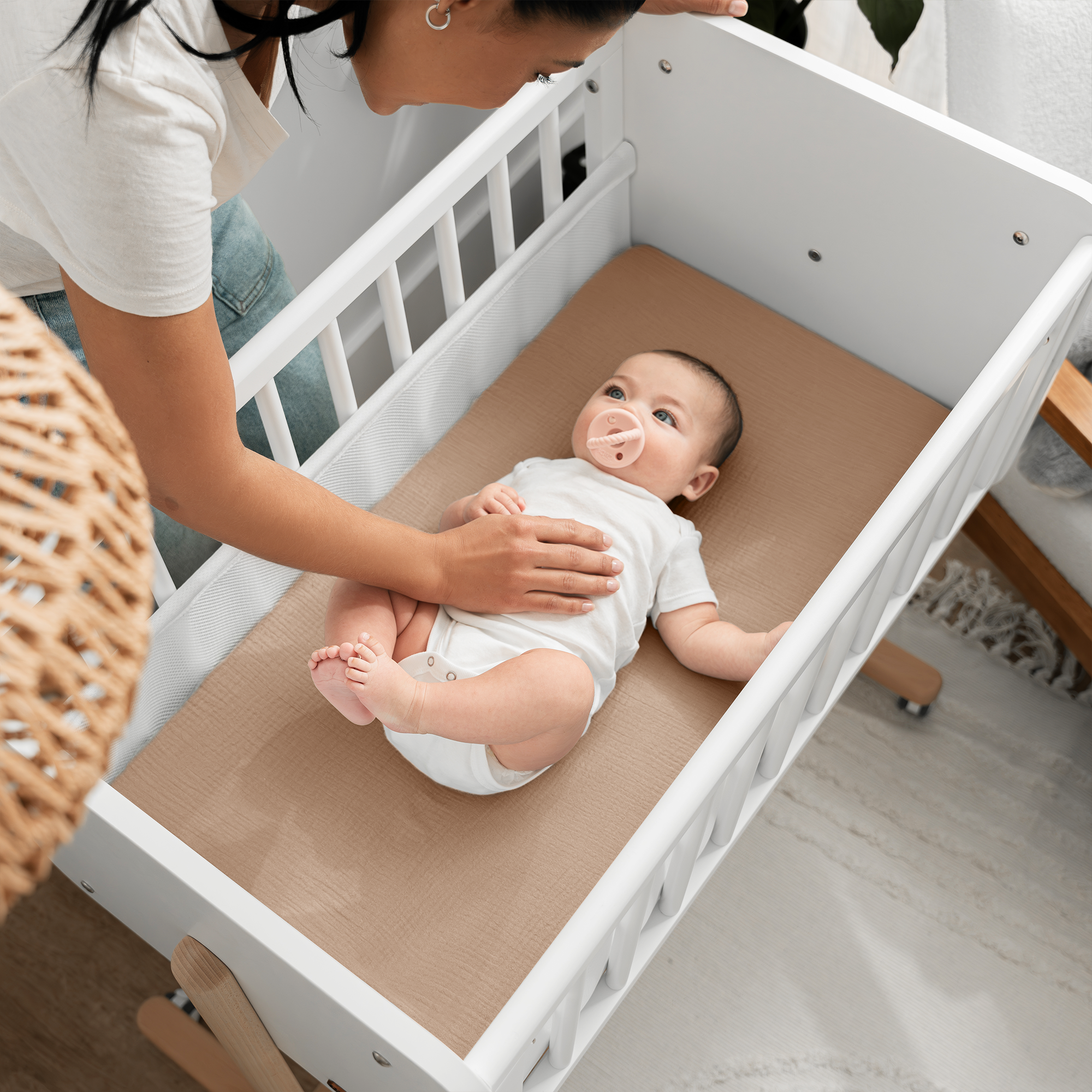 Comfy Cubs - Muslin Fitted Bassinet Crib Sheet, Extra Soft by Comfy Cubs-Giggles N Gear