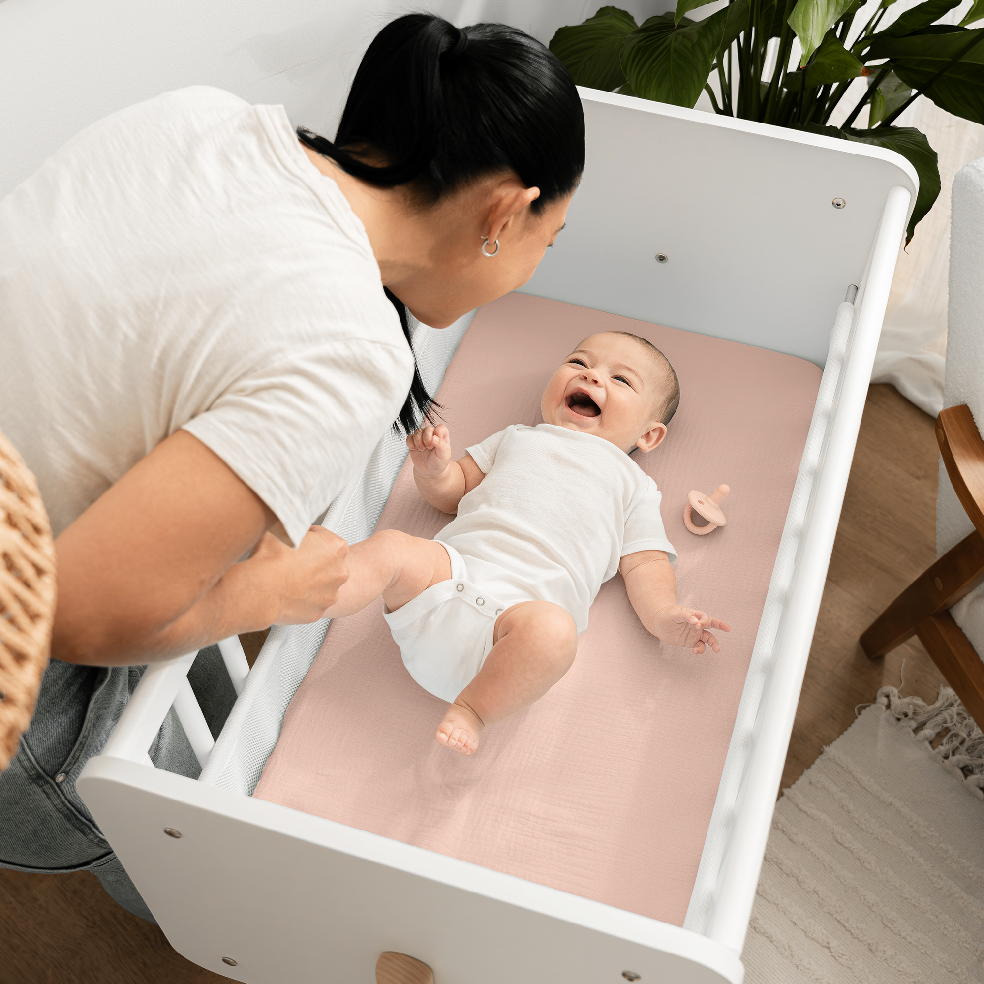 Comfy Cubs - Muslin Fitted Bassinet Crib Sheet, Extra Soft by Comfy Cubs-Giggles N Gear