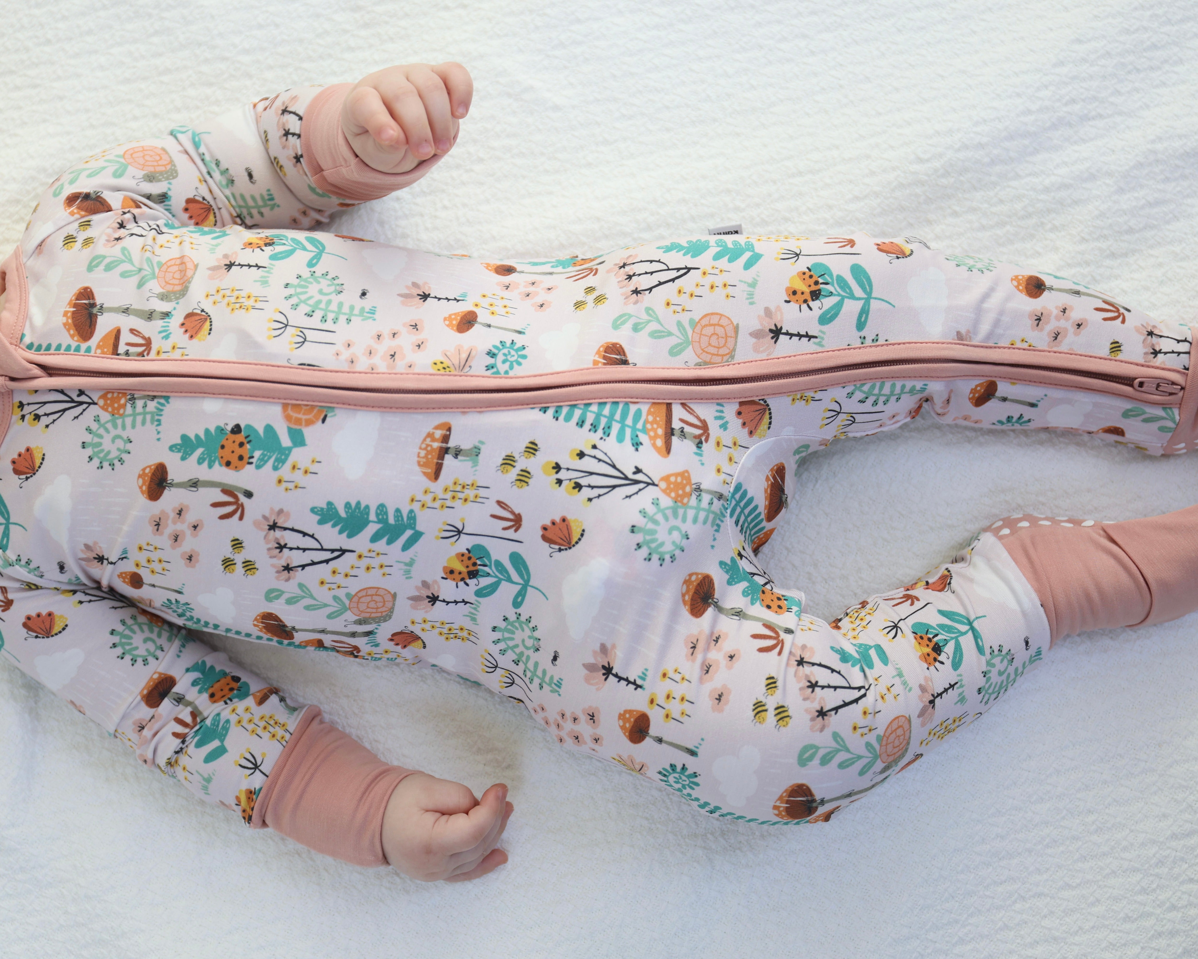 Bamboo Zippy - By Rainn-Rainn-NB-Critter Hollow-Giggles N Gear